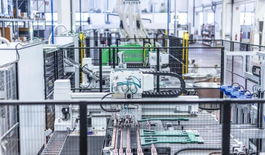 Moderní výrobní linka Spagnol Cucine — závod Vidor, Itálie